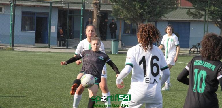 Sakarya Kadın FK - Horozkentspor (4)